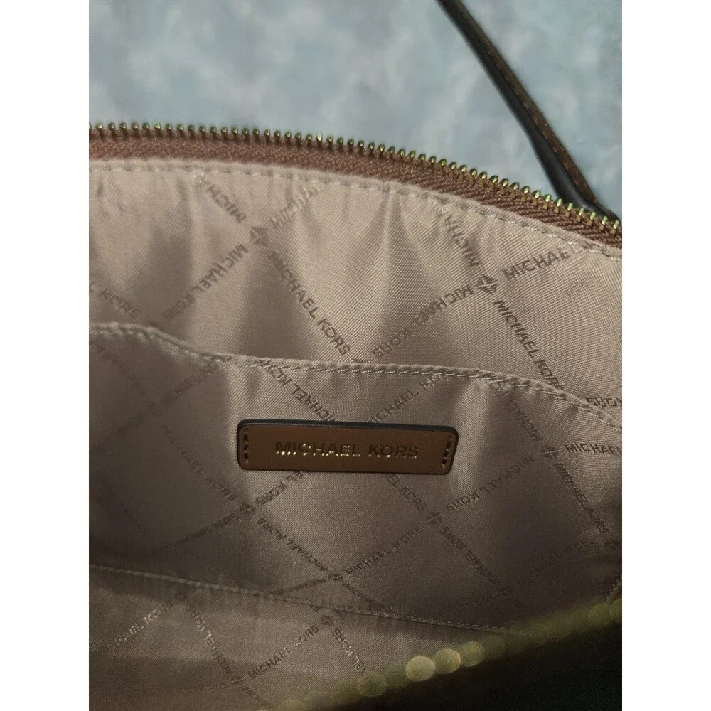 Michael Kors Brown Shoulder Bag Adjustable Strap Detachable Wallet Set Women